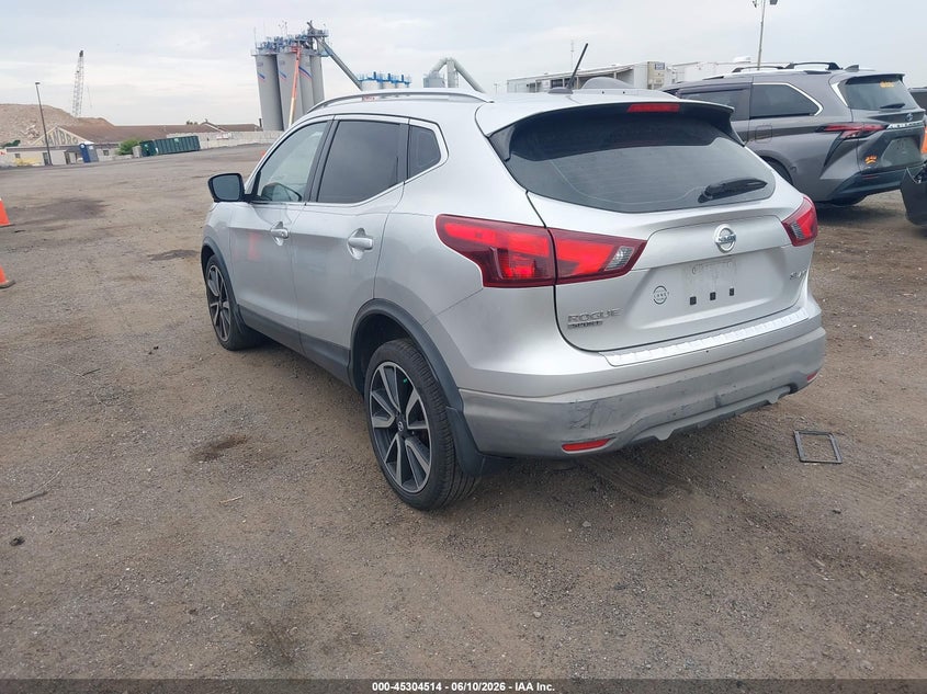 2017 NISSAN ROGUE SPORT auction photo 3