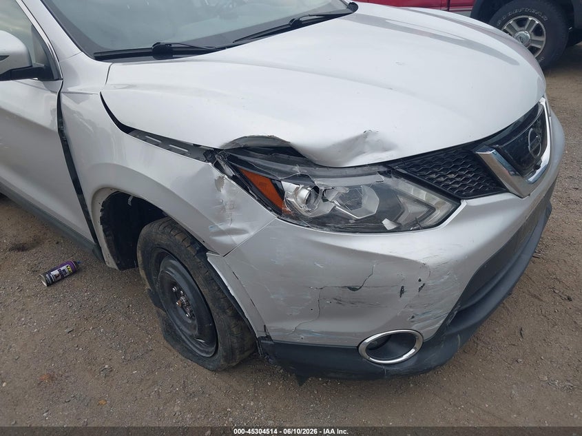 2017 NISSAN ROGUE SPORT auction photo 6