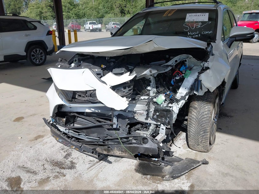 2023 Toyota Venza Xle VIN: JTEAAAAHXPJ126894 Lot: 45304541