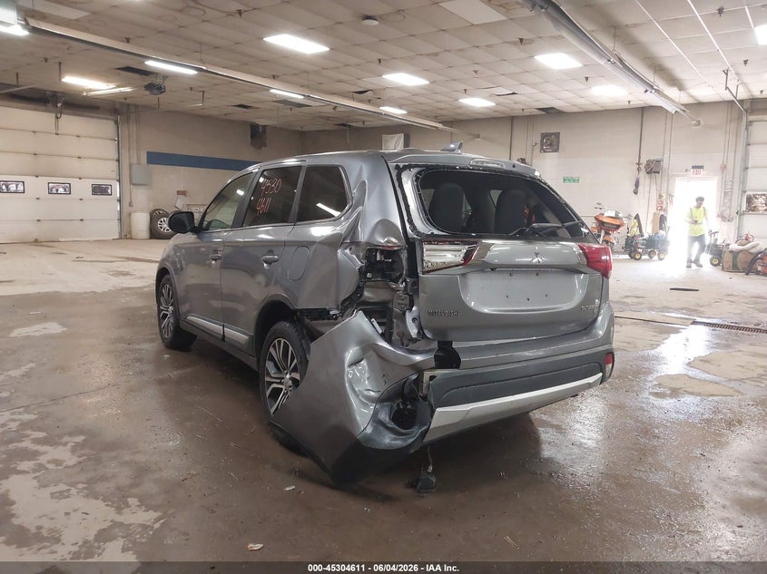Vin: ja4ad3a36hz058134, lot: 45802475, mitsubishi outlander se 20173