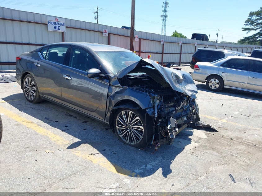 2025 NISSAN ALTIMA auction photo 1