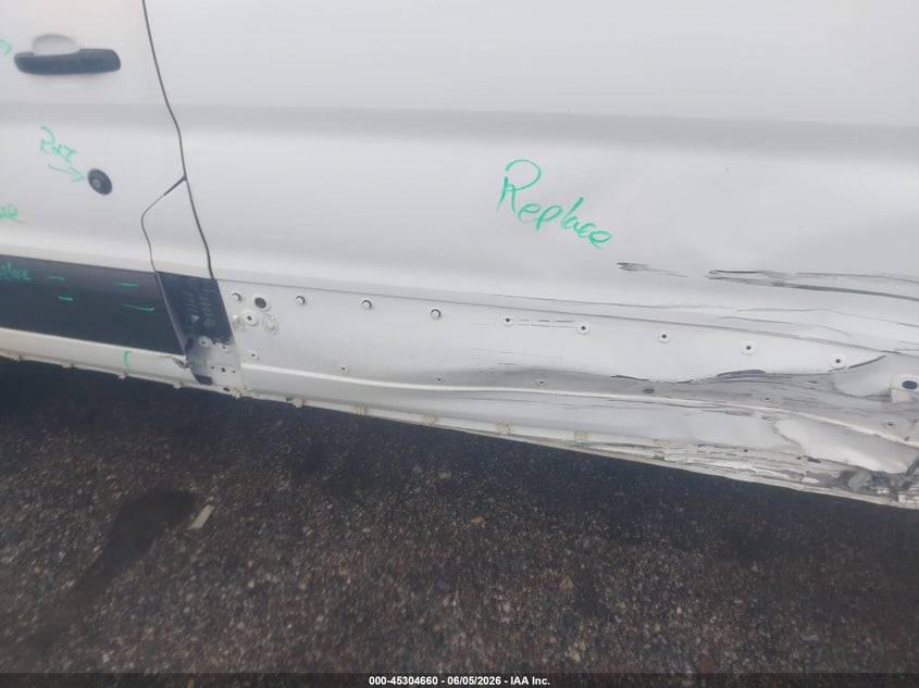 2021 Ford Transit 3.5 -350 Passenger Van Xlt white Lot 111045304660 Vin 1FBAX2YG3MKA23655