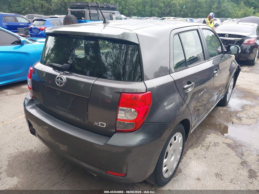 Vin: jtkkupb4xe1042031, lot: 45802529, scion xd 20144