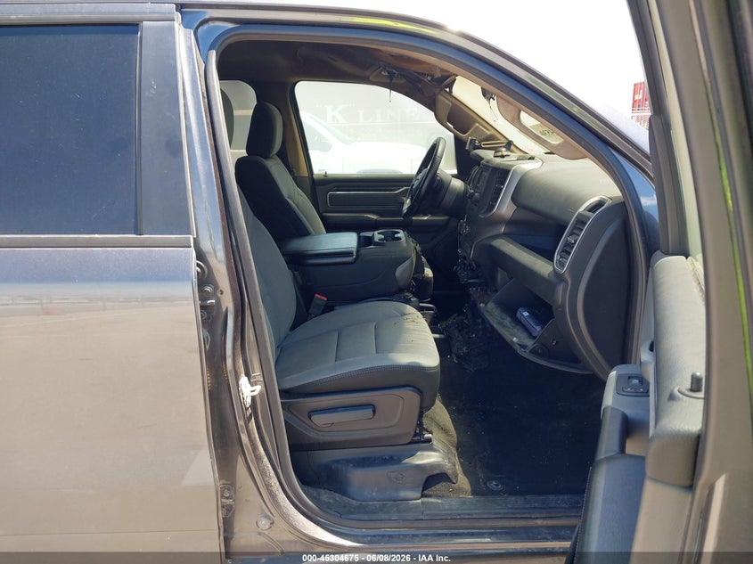 2019 RAM 1500 auction photo 5