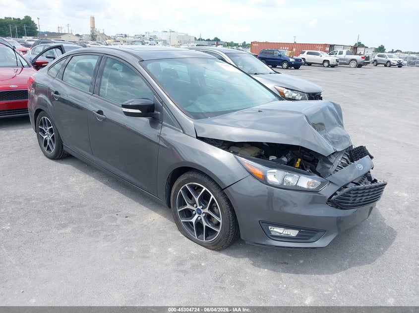 Vin: 1fadp3h21jl260434, lot: 45802587, ford focus sel 2018 img_1