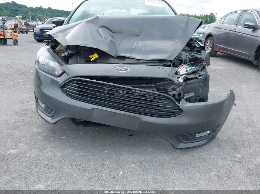 2018 Ford Focus Sel VIN: 1FADP3H21JL260434 Lot: 45304724