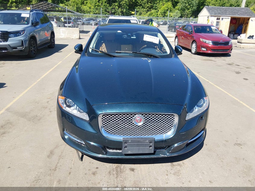 2015 JAGUAR XJ SEDAN 3.0L V-6 DI, DOHC, VVT, SUPERCHARGER, 340HP