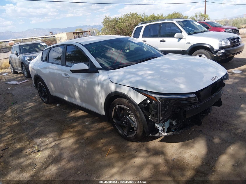 Vin: 3kpfu4de3se083588, lot: 45802914, kia k4 ex 2025 img_1