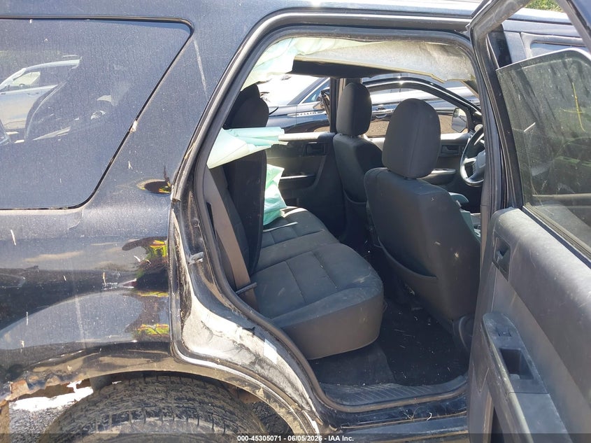 FORD ESCAPE 2010 VIN 1FMCU0DG8AKD10794