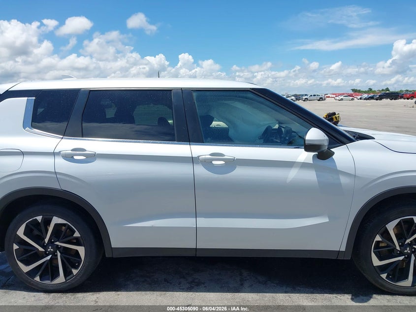 2022 Mitsubishi Outlander Es 2.5 S-Awc VIN: JA4J4TA88NZ040421 Lot: 45305090