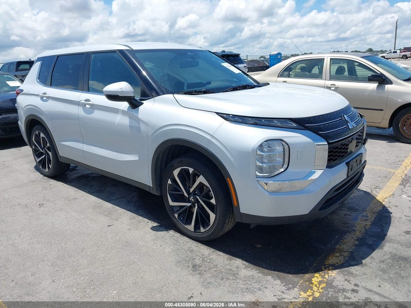 2022 MITSUBISHI OUTLANDER auction photo 1