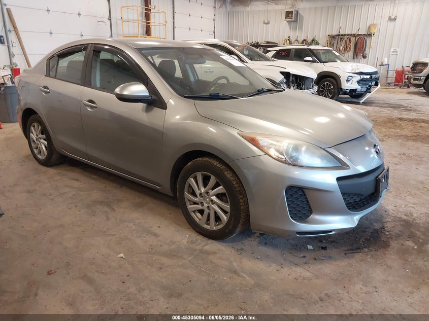 Vin: jm1bl1upxd1807400, lot: 45802957, mazda mazda3 i sport 2013 img_1