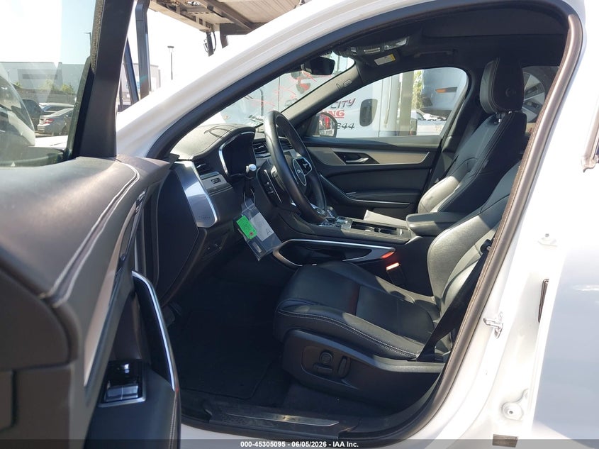 2024 JAGUAR F-PACE 2.0L I-4 DI, DOHC, V(VIN: SADCT2EX4RA741611