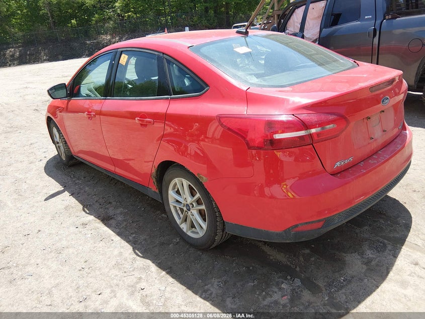 Vin: 1fadp3f20fl204009, lot: 45802991, ford focus se 20153