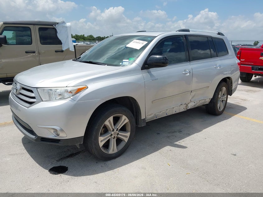 2012 TOYOTA HIGHLANDER auction photo 2
