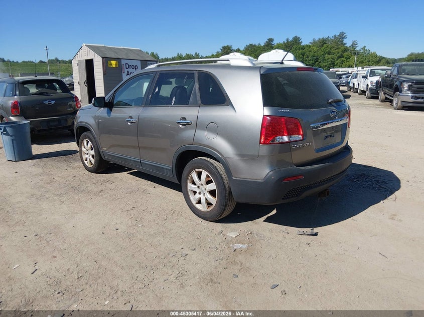 2013 KIA SORENTO auction photo 3