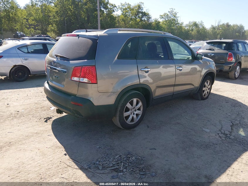 2013 KIA SORENTO auction photo 4