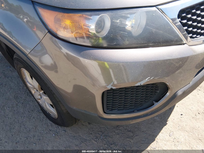 2013 KIA SORENTO auction photo 6