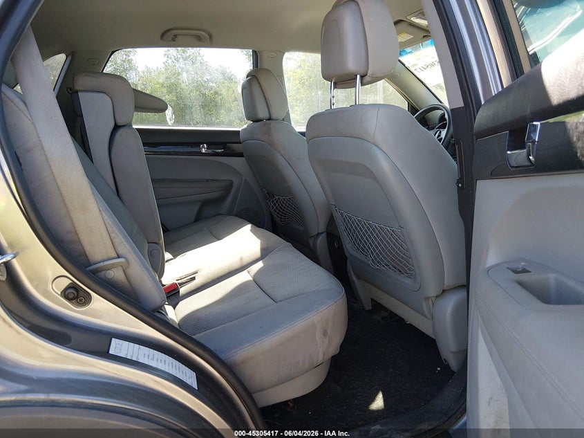 2013 KIA SORENTO auction photo 8