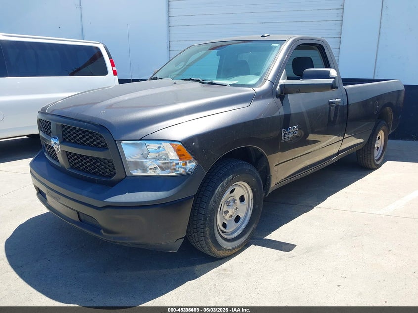 2019 RAM 1500 CLASSIC auction photo 2