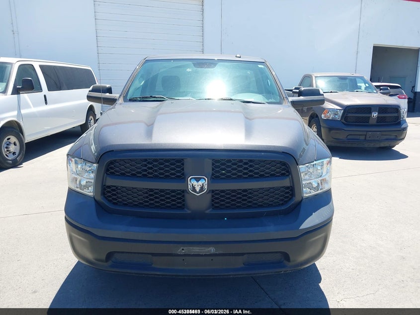 2019 RAM 1500 CLASSIC auction photo 6