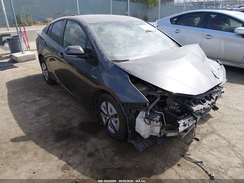 Vin: jtdkbrfu3j3065216, lot: 45803461, toyota prius two 2018 img_1