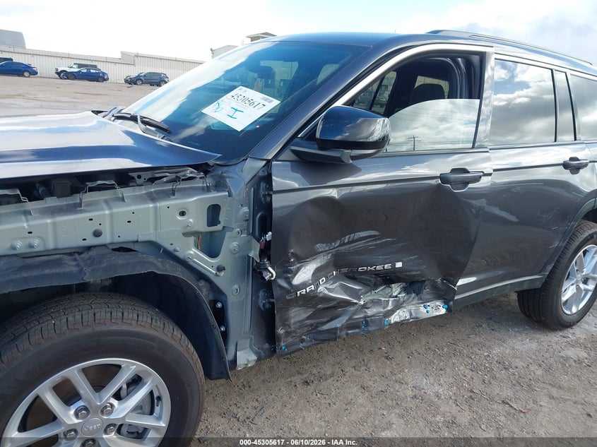 2025 JEEP GRAND CHEROKEE L auction photo 6
