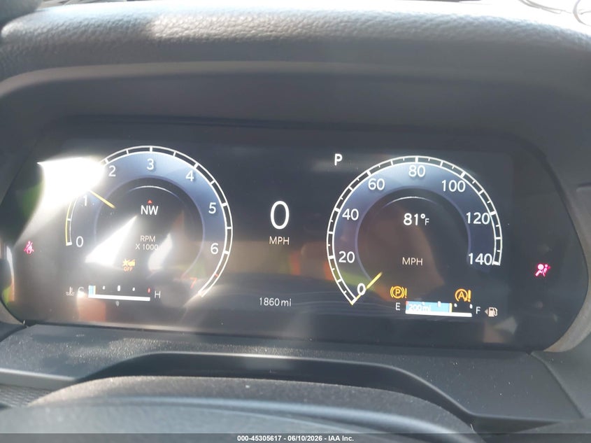2025 JEEP GRAND CHEROKEE L auction photo 7