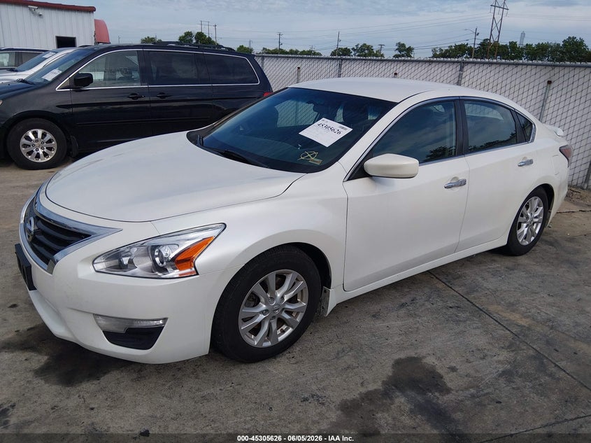 2015 Nissan Altima 2.5 S 1N4AL3AP9FC161601 photo 1