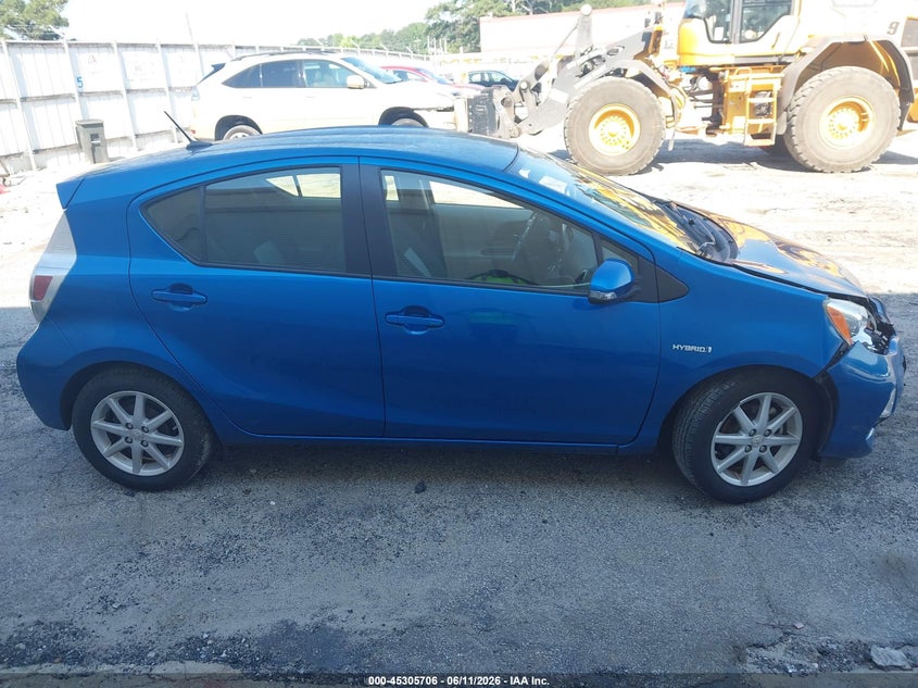 2013 Toyota Prius C Three VIN: JTDKDTB33D1555580 Lot: 45305706