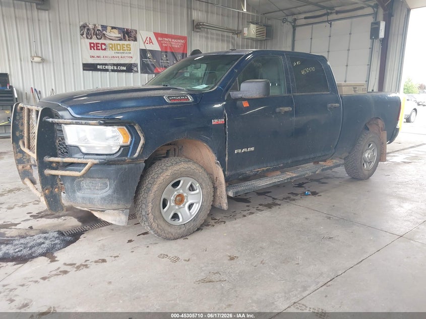 Vin: 3c6ur5cj0mg656619, lot: 45803573, ram 2500 tradesman  4x4 6'4 box 20212