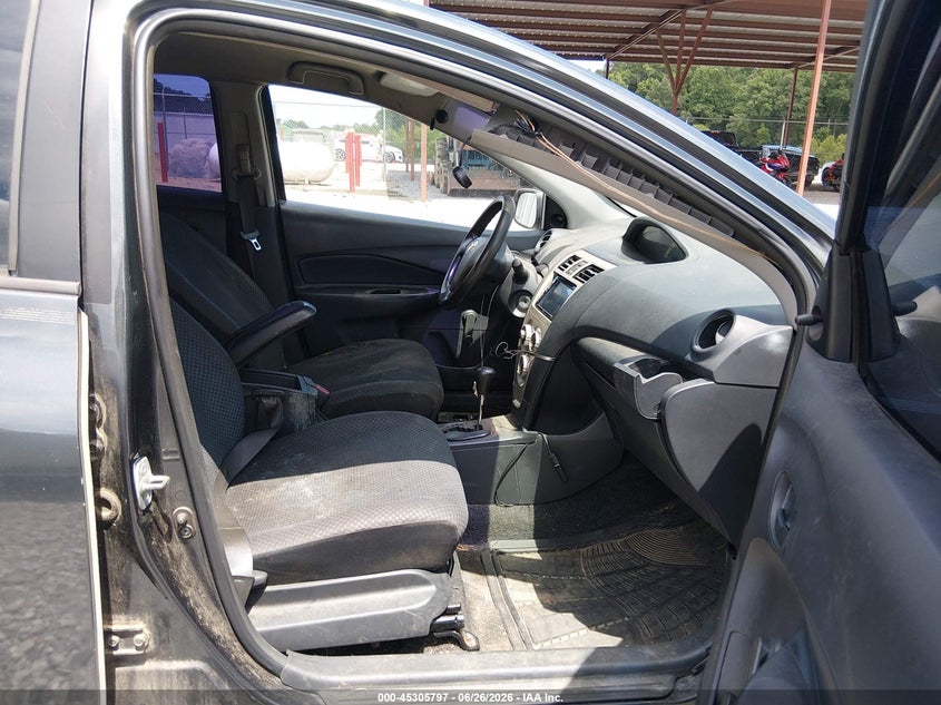 2008 TOYOTA YARIS auction photo 5