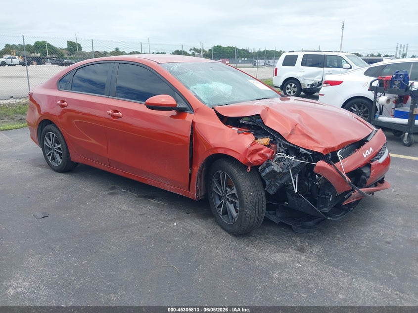 2022 KIA FORTE  (VIN: 3KPF24AD8NE429513)