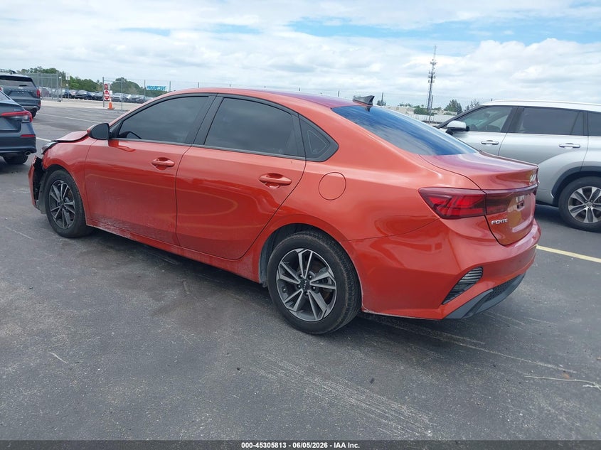 Vin: 3kpf24ad8ne429513, lot: 45803676, kia forte lxs 20223