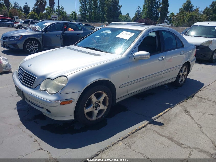 WDBRF61J02F185505 2002 Mercedes-Benz C 240 photo 1