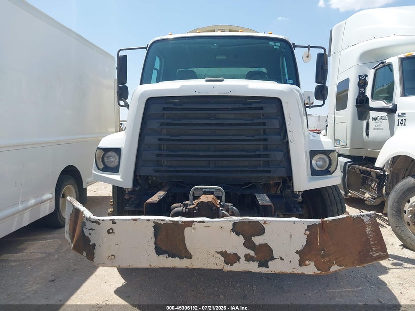 2016 OTHER FREIGHTLINER 108SD TRUCK N/A