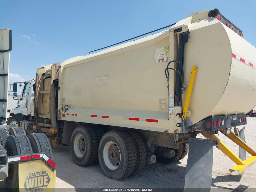 2016 OTHER FREIGHTLINER 108SD TRUCK N/A