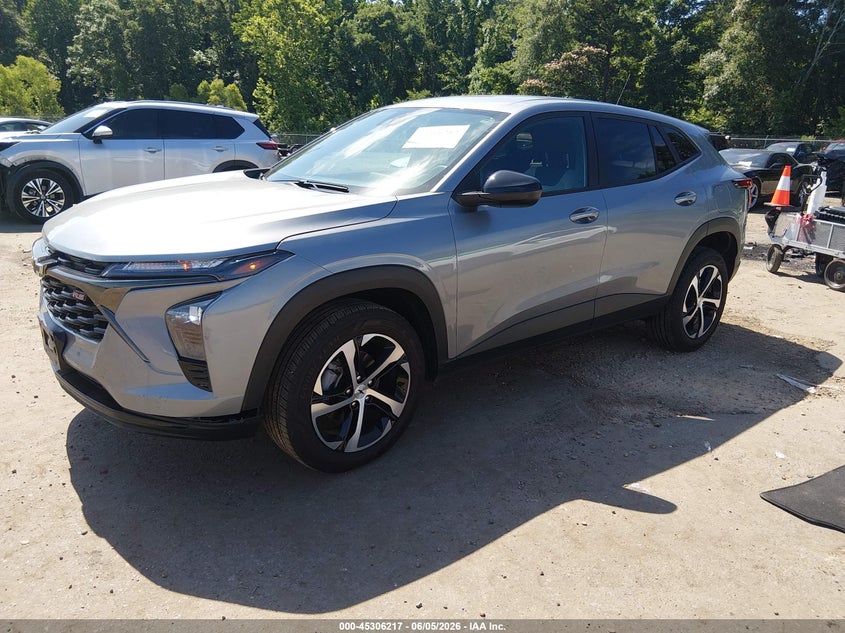 Vin: kl77lge24rc106405, lot: 45804080, chevrolet trax fwd 1rs 20242