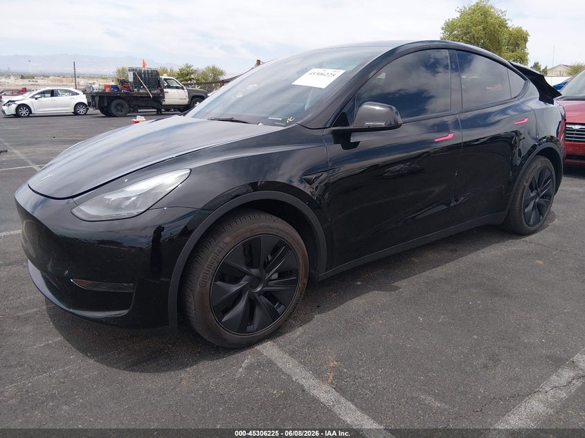 Vin: 7saygded9sf313878, lot: 45804088, tesla model y long range dual motor rear-wheel drive 20252