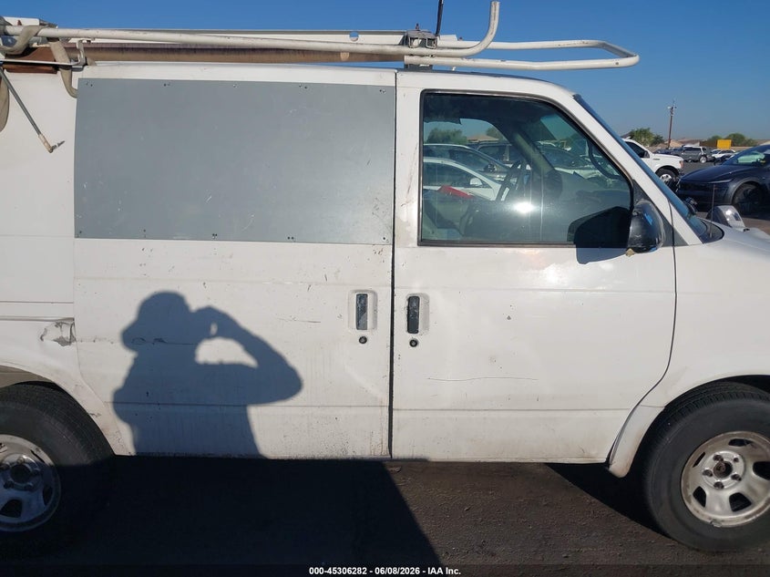2001 Chevrolet Astro VIN: 1GCDL19W81B115926 Lot: 45306282