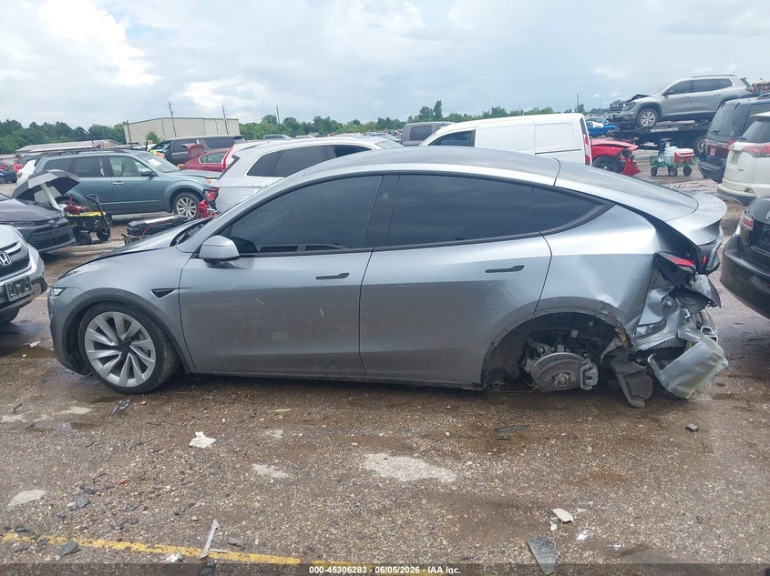 2026 Tesla Model Y Premium Rear-Wheel Drive/Rear-Wheel Drive VIN: 7SAYGDED9TA610843 Lot: 45306283