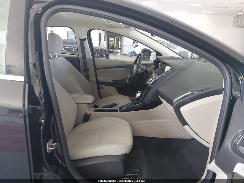 2018 FORD FOCUS ELECTRIC auction photo 5