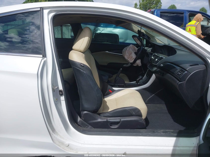 2015 HONDA ACCORD auction photo 5
