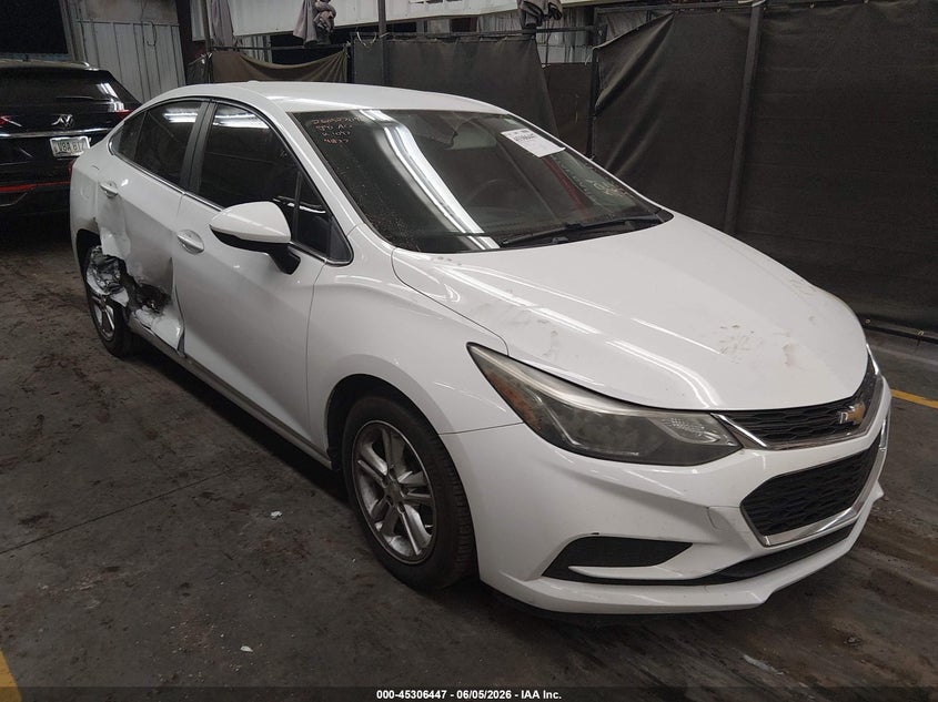 Vin: 1g1be5sm2j7104837, lot: 45804310, chevrolet cruze lt auto 20181