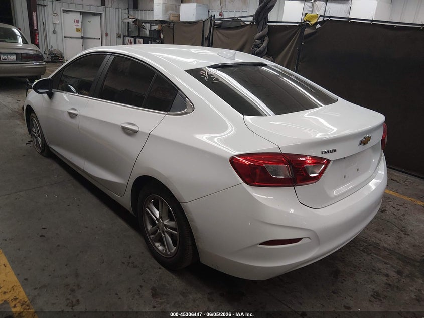 Vin: 1g1be5sm2j7104837, lot: 45804310, chevrolet cruze lt auto 20183