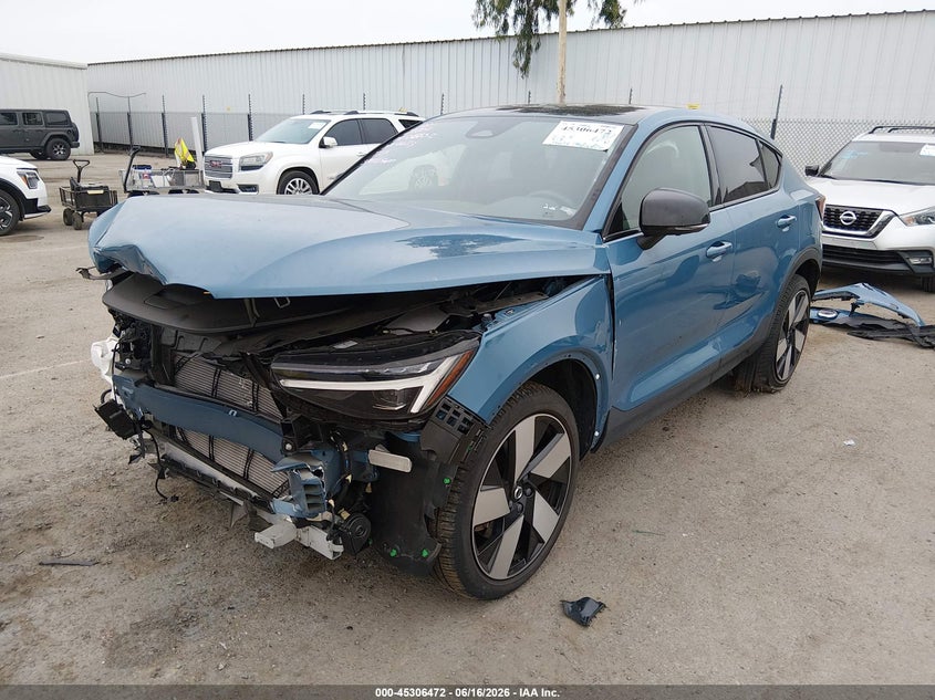 Vin: yv4ed3gm9p2049682, lot: 45804335, volvo c40 recharge pure electric twin ultimate 20232