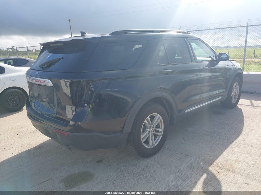 2023 FORD EXPLORER auction photo 4