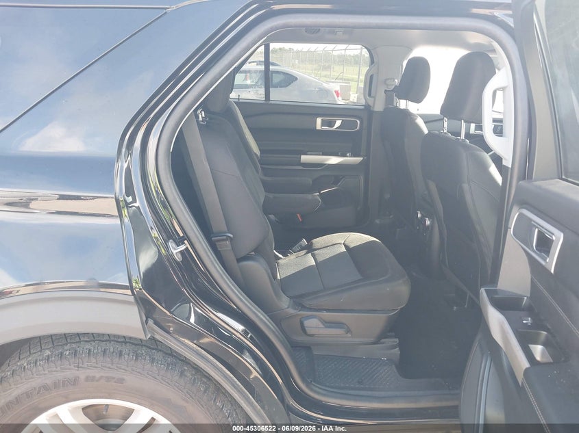 2023 FORD EXPLORER auction photo 8
