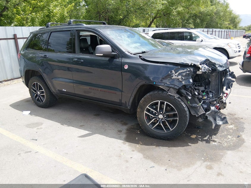 Vin: 1c4rjflg8jc106177, lot: 45804726, jeep grand cherokee trailhawk 4x4 2018 img_1