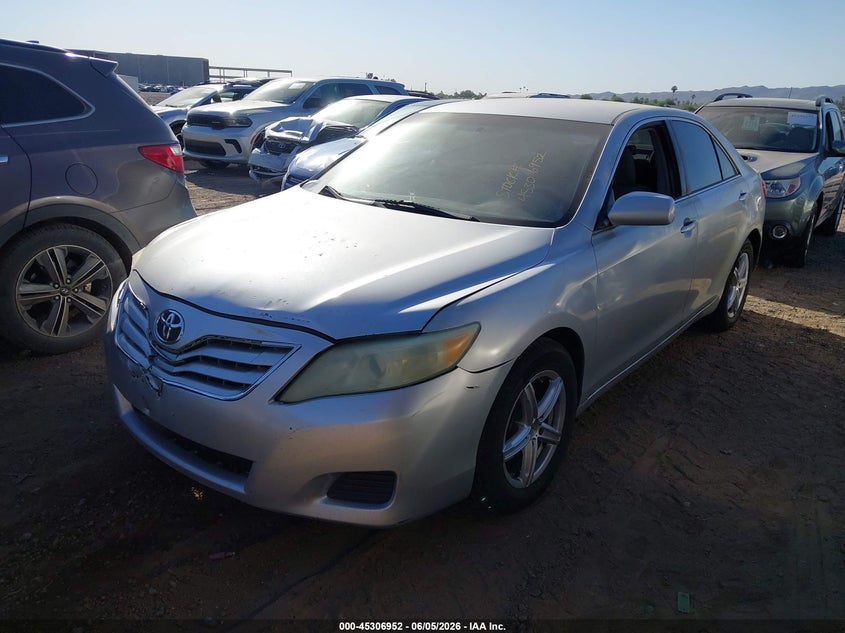2010 Toyota Camry Le 4T1BF3EK9AU575111 photo 1